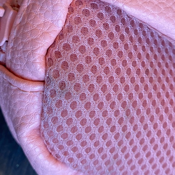 Pink Reebok Fanny Pack / Pouch Hazel Fannypack - Picture 7 of 10